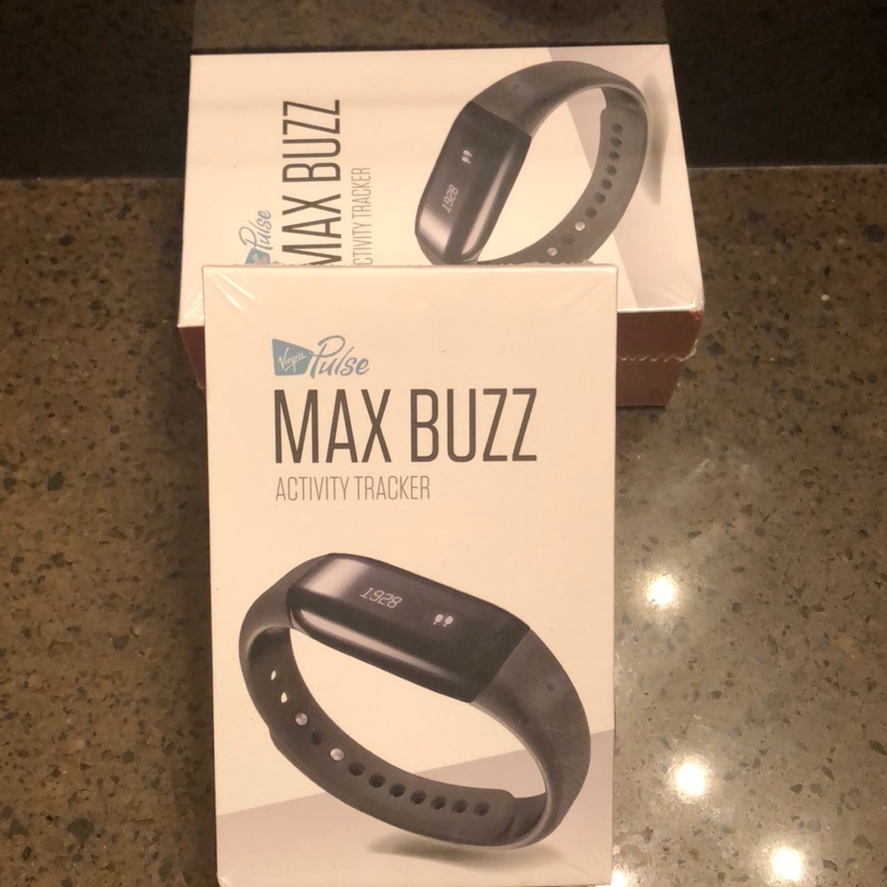 Wrist activity tracker